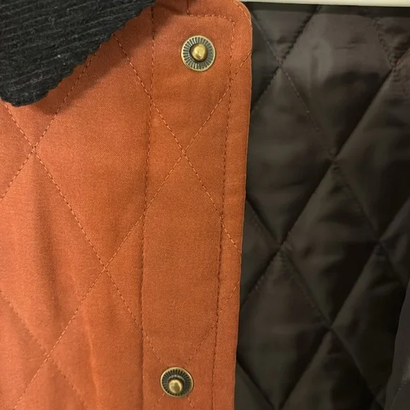 J Peterman Quilted Barn Jacket Brown Women’s M Corduroy Collar Button Front - Picture 10 of 15
